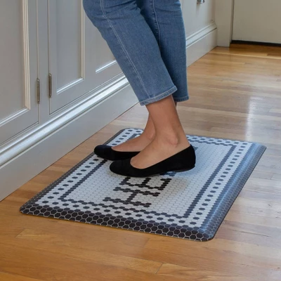 Cobbler Anti-Fatigue Comfort Long Floor Mat Black - Brewster 5 Cobbler Anti-Fatigue Comfort Long Floor Mat Black - Brewster - Image 3
