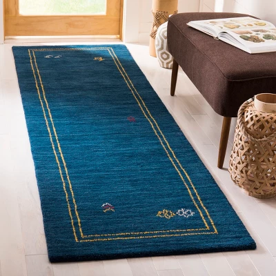 Kellie Geometric Design Loomed Area Rug - Safavieh 4 Kellie Geometric Design Loomed Area Rug - Safavieh - Image 2