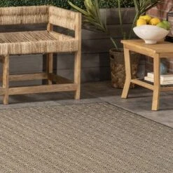 NuLOOM Margo Aztec Diamonds Indoor And Outdoor Area Rug -Home Decor Shop GUEST 3beac213 c7c2 4e2f 8280 20dc18f43cb2