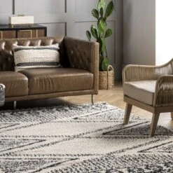 NuLOOM Cassia Moroccan Diamond Shaggy Tassel Area Rug -Home Decor Shop GUEST 5867f572 0ef1 46c5 918d 072660621760