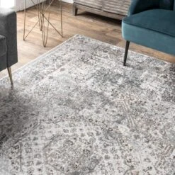 NuLOOM Lola Distressed Medallion Area Rug 19 NuLOOM Lola Distressed Medallion Area Rug -Home Decor Shop GUEST 5f80e288 9900 4e4d a541 f29fc5296207