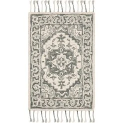 Ann Medallion Tufted Area Rug Light - Safavieh -Home Decor Shop GUEST 7e09c06c 767e 4921 99db 7743058b4dfa