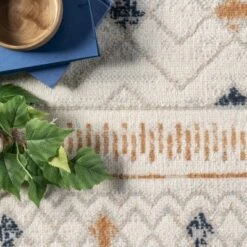 NuLOOM Sevanna Distressed Global Trellis Area Rug 20 NuLOOM Sevanna Distressed Global Trellis Area Rug -Home Decor Shop GUEST bf6533ab 6788 4425 a49c 411411fa0b75