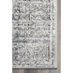NuLOOM Jayla Barbed Iris Medallion Area Rug 15 NuLOOM Jayla Barbed Iris Medallion Area Rug -Home Decor Shop GUEST e1c1733a 009a 42f4 81e1 0fe4e84ad5af